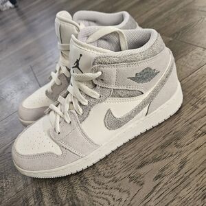 Nike Air Jordan High Top Sneakers - White & Light Gray